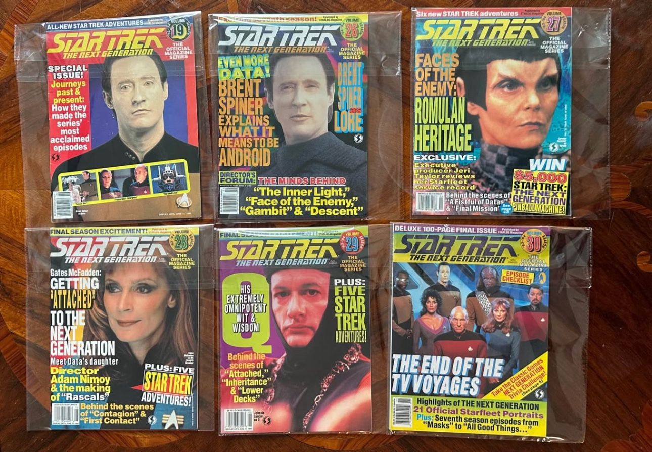 Collectibles- Lot of Vintage 90s Star Trek Magazines
