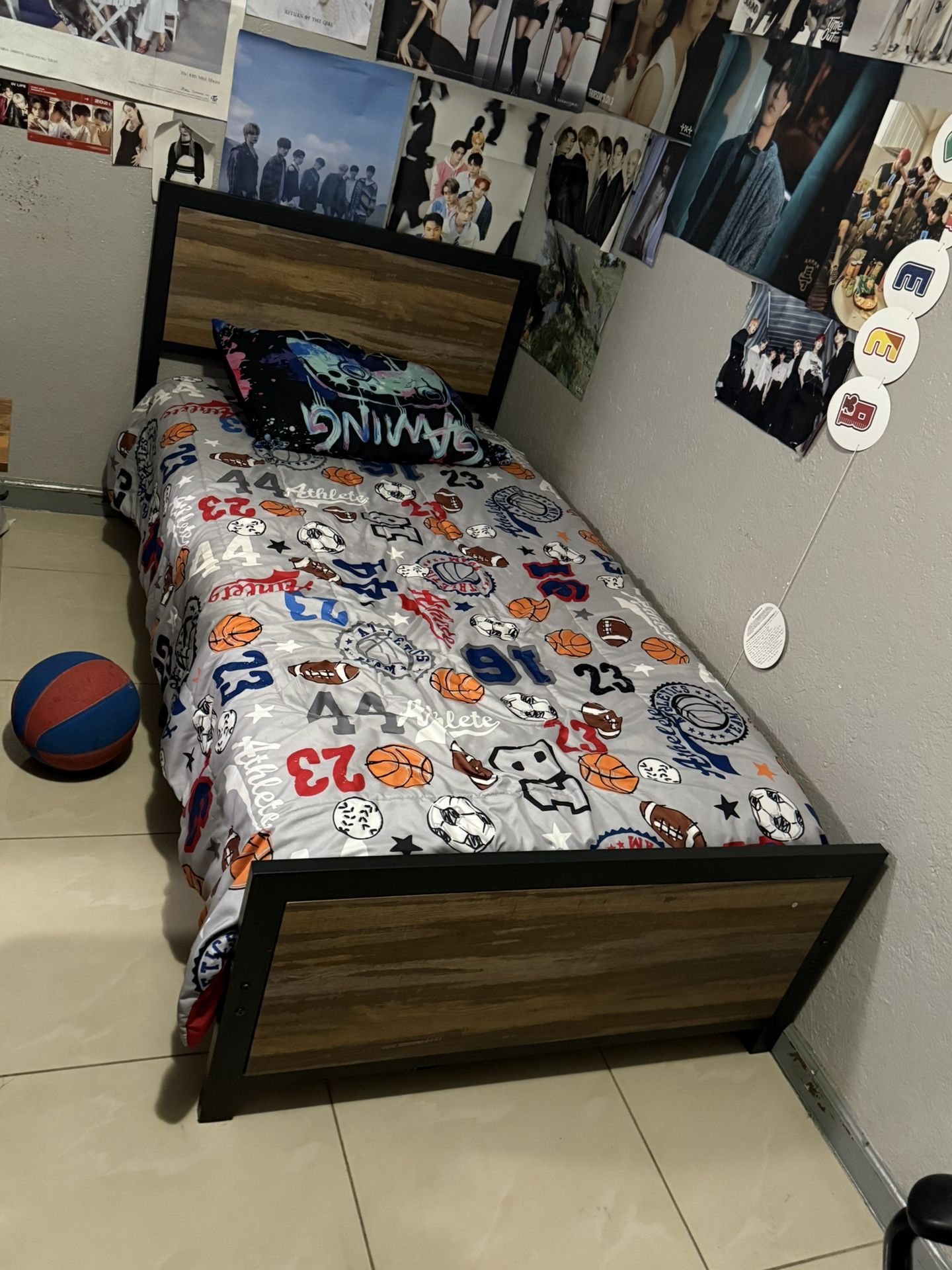 Cosas De Casa Y Peliqueria Bb