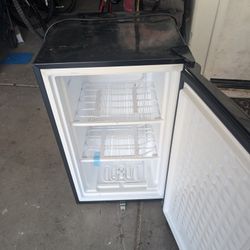 Mini Freezer