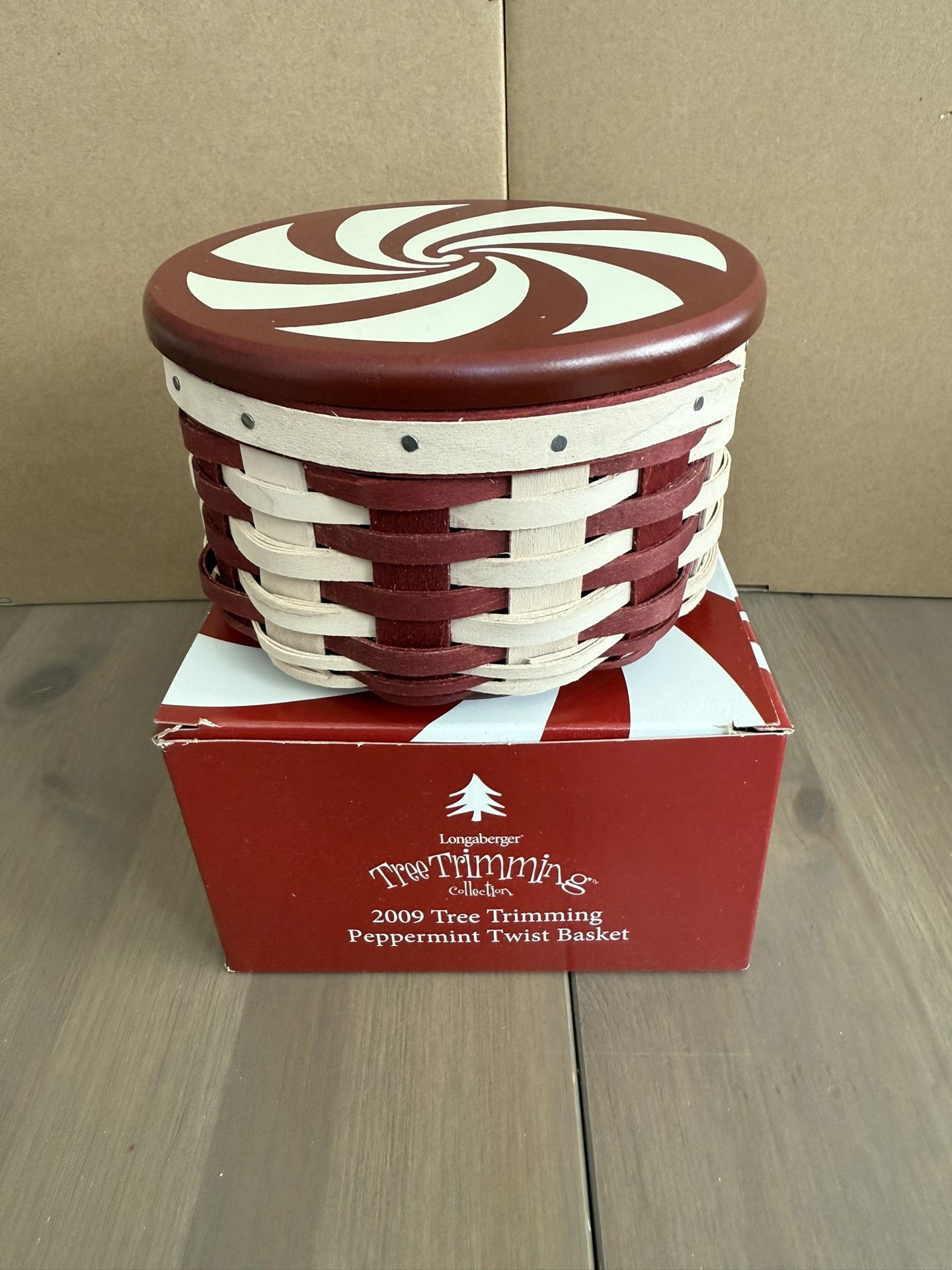 Longaberger 2009 Tree Trimming Peppermint Twist Basket New In Box 