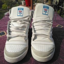 White red and blue cheap 10s