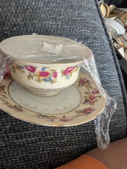 Teacup and saucer