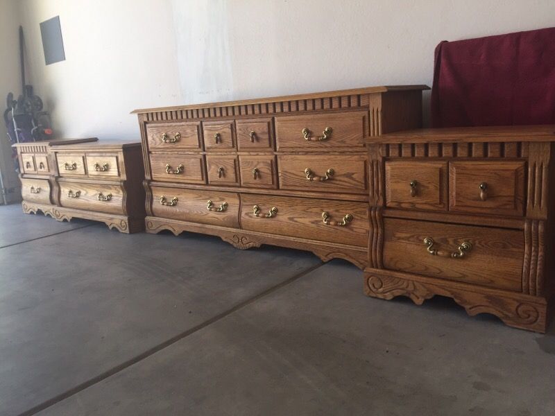 Oakwood Interiors Orleans bedroom collection for Sale in Peoria, AZ