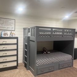 Bunk Bed For Kids -Full Size - pottery Barn