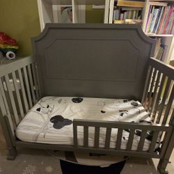 Pottery Barn Ava Regency 4-in-1 Convertible Crib