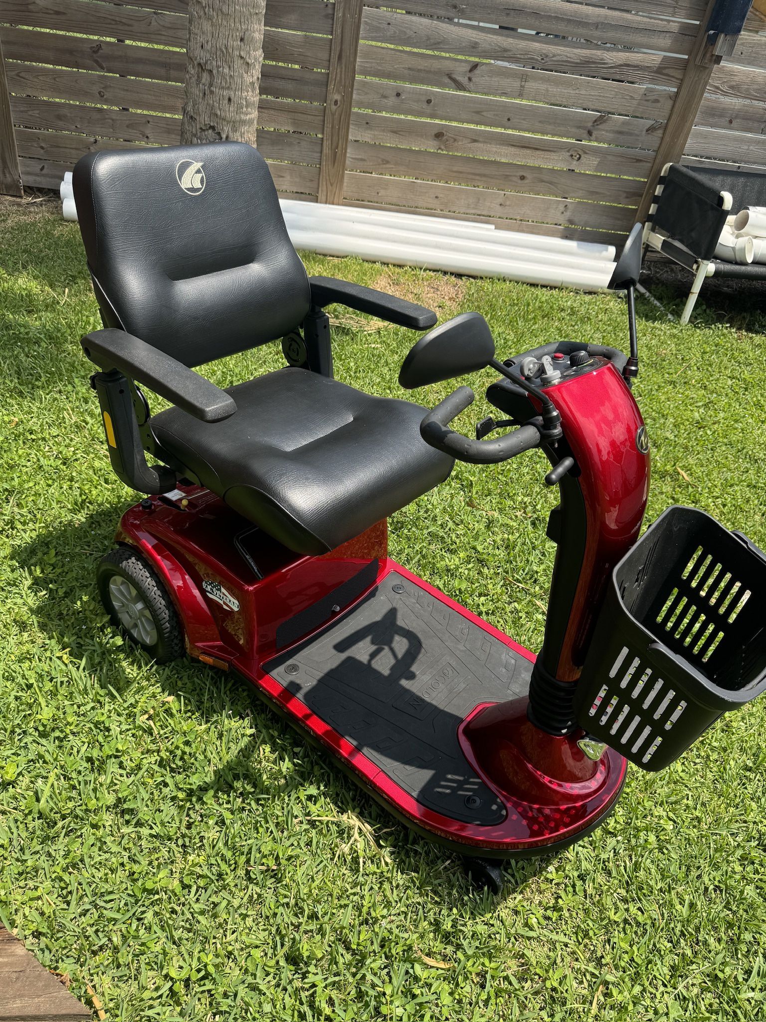 Golden Companion Cart