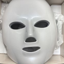 Therapy mask