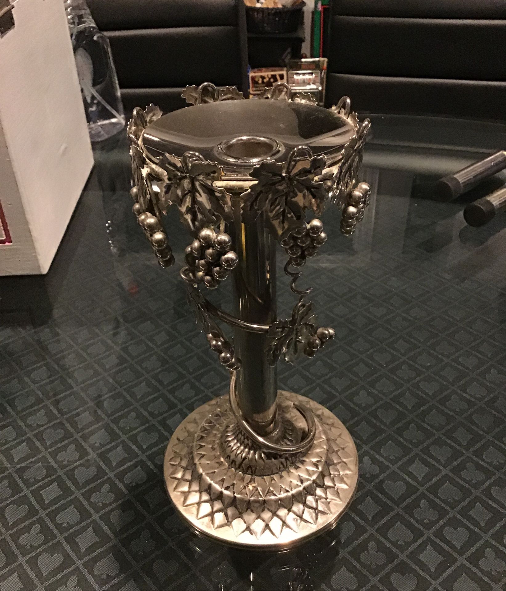 Silver grapes&vine candle holder