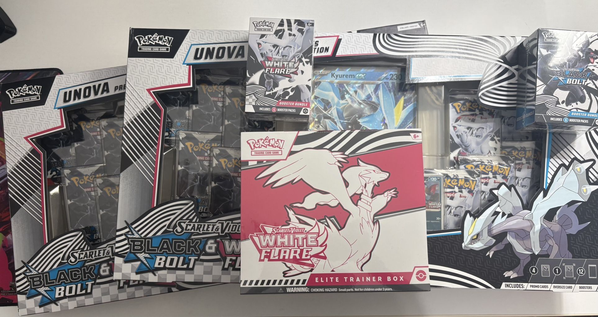 White Flare and Black Bolt