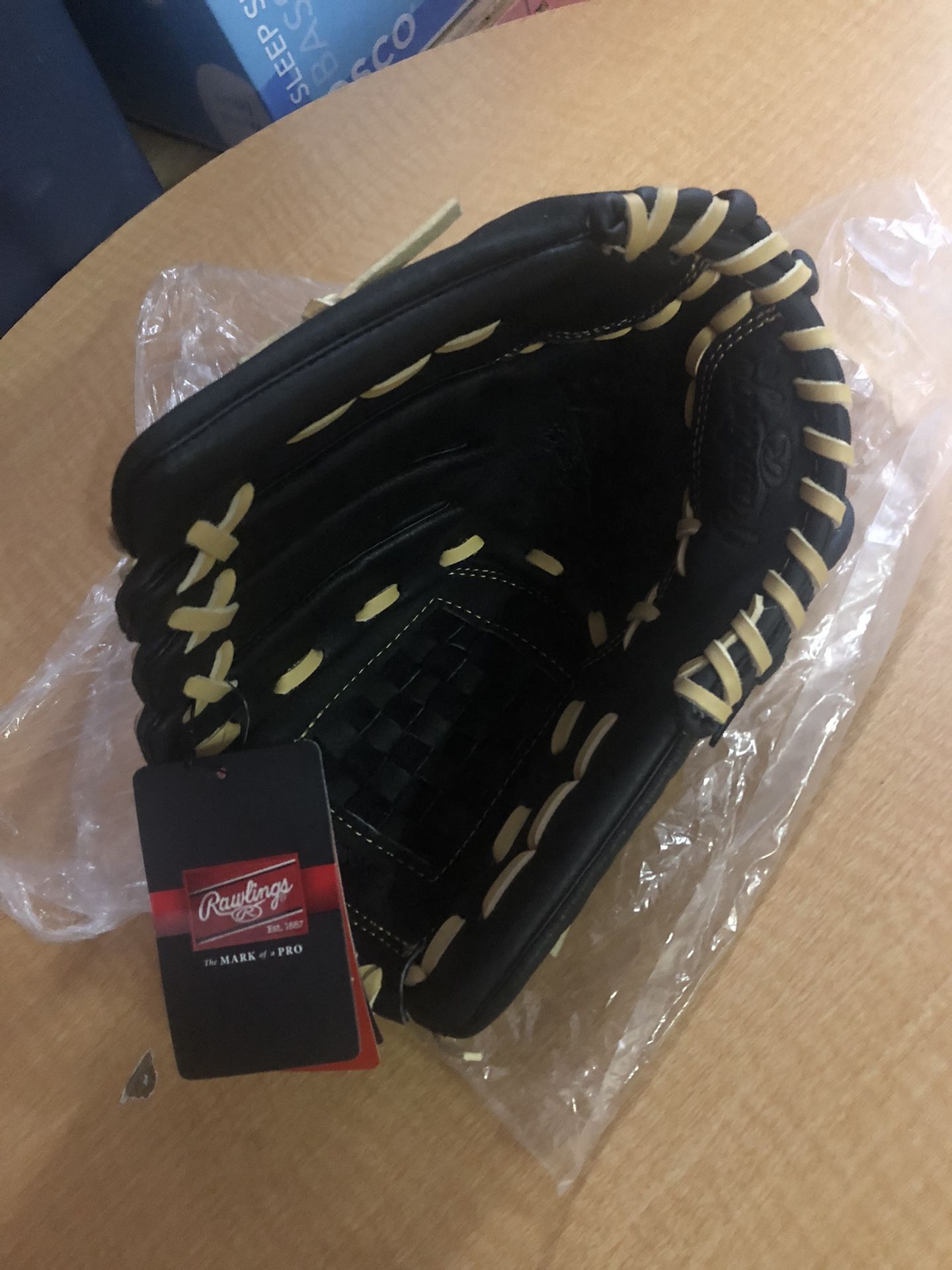 Rawlings Glove
