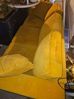 3 seat mustard couch