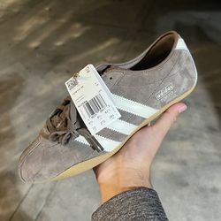 Adidas Tokyo (W)
