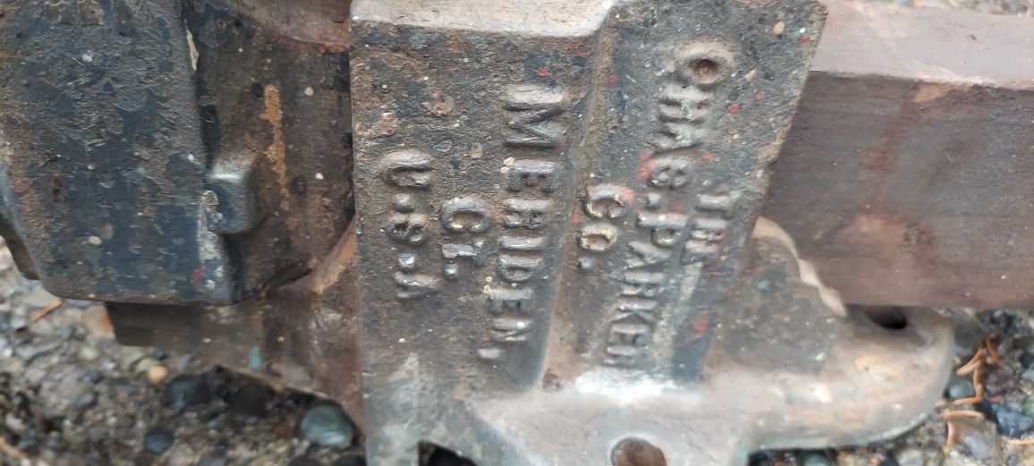 Chas Parker No.104 Vintage Vise