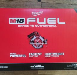 M18 FUEL 18V Lithium-lon Brushless Cordless 7-1/4 in. Circular Saw (Tool-Only