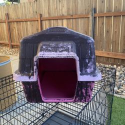 Free Dog House