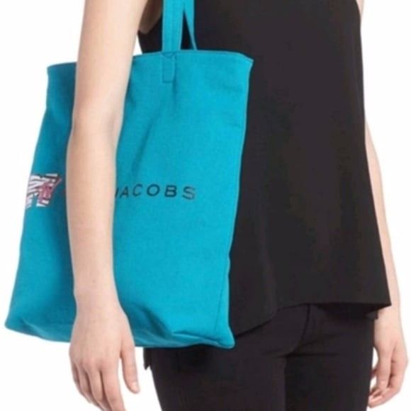 MTV Canvas Tote MARC JACOBS

$150