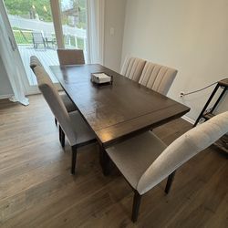 Dining room table