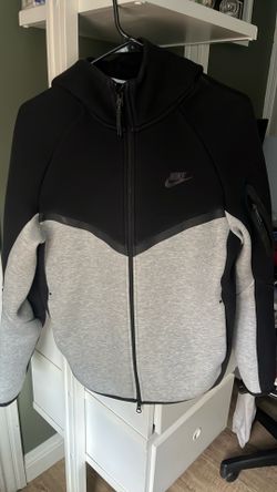Nike tech