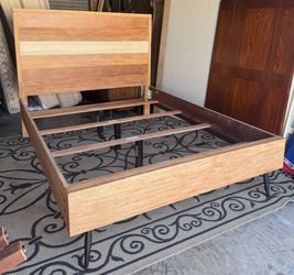 Queen Size Bedroom Set
