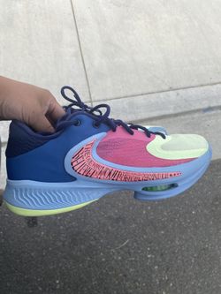 Nikes Size 10.5