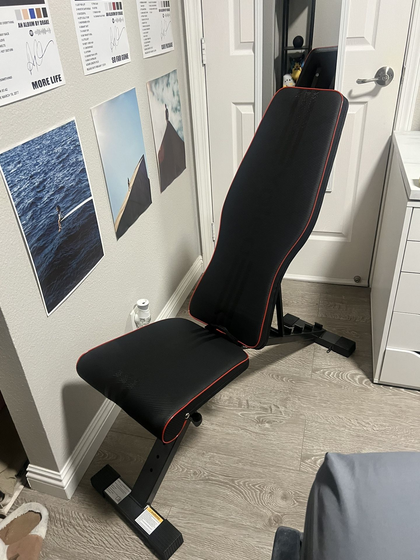 Foldable Weight Bench for Home Gym - Adjustable Incline/ Decline, Quick Setup & Space-Saving! Perfect for Full Body Workout & Strength Training