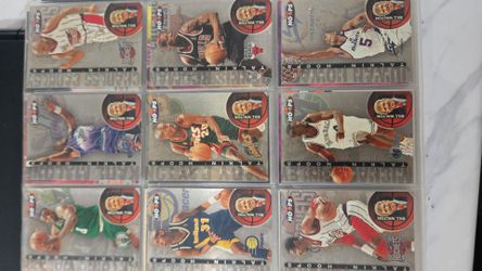 500 Basketball cards 44 Shaq, 40 grant hills, lots of others 95-98 cards great condition
