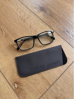 New Foster Grant Reading Glasses