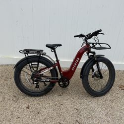 Aventon Aventure with Accessories