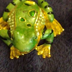 Jade Green Jeweled Frog Trinket Box