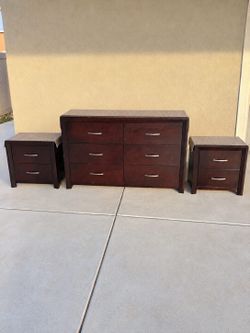 3-Piece Espresso Bedroom Set - Dresser + 2 Nightstands