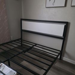 White/ Wood Reversible Queen Bed Frame