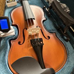 1/2 Size Violin with New Bow, Digital Tuner, Shoulder Rest, Extra Strings $140 Firm