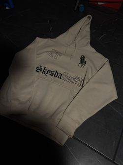 sky’s da limit hoodie