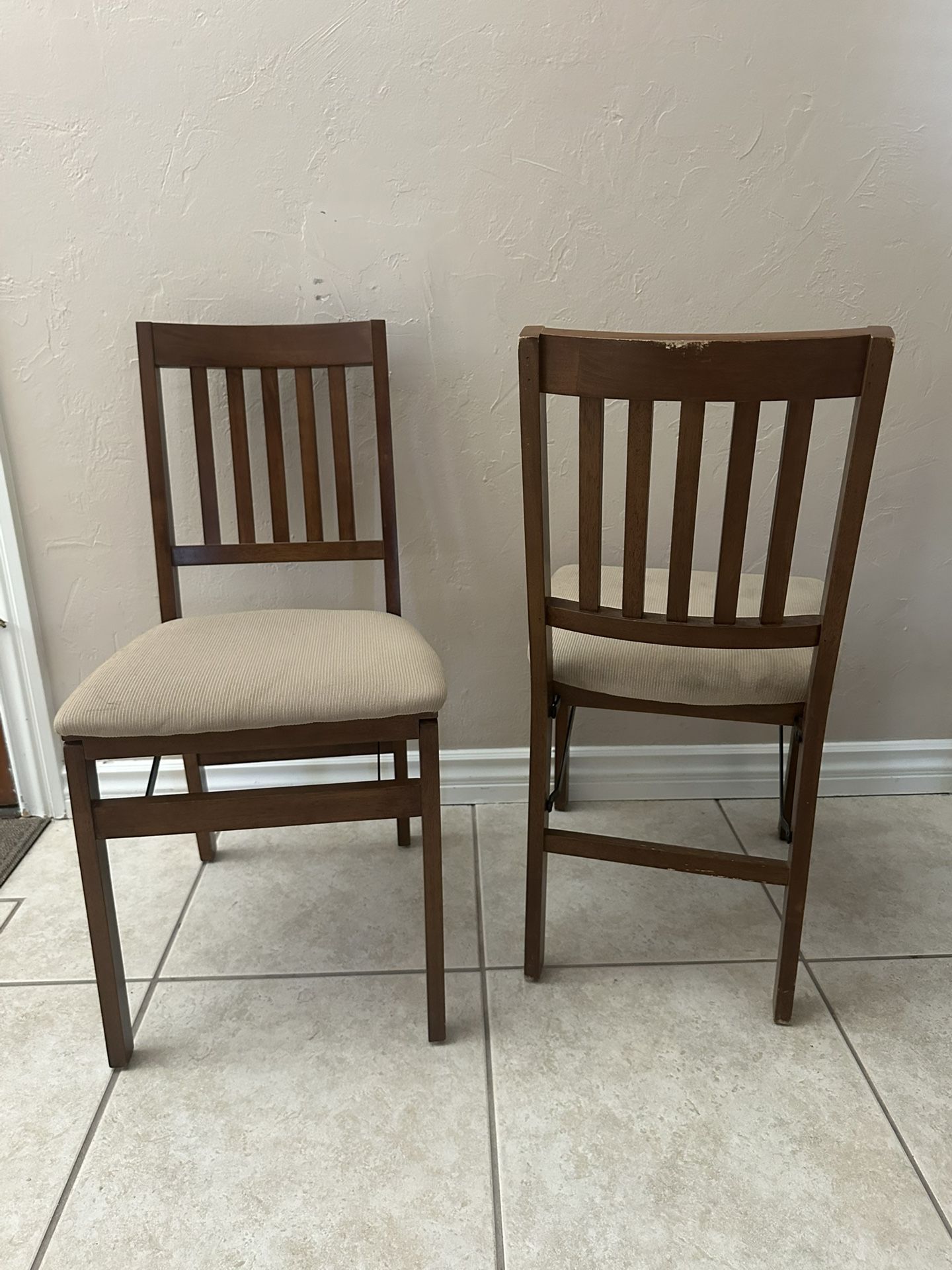 Solid Wood Folding Chair (Set of 2)