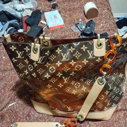 Louise Vuitton Purse