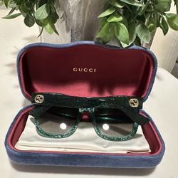 Gucci sunglasses 