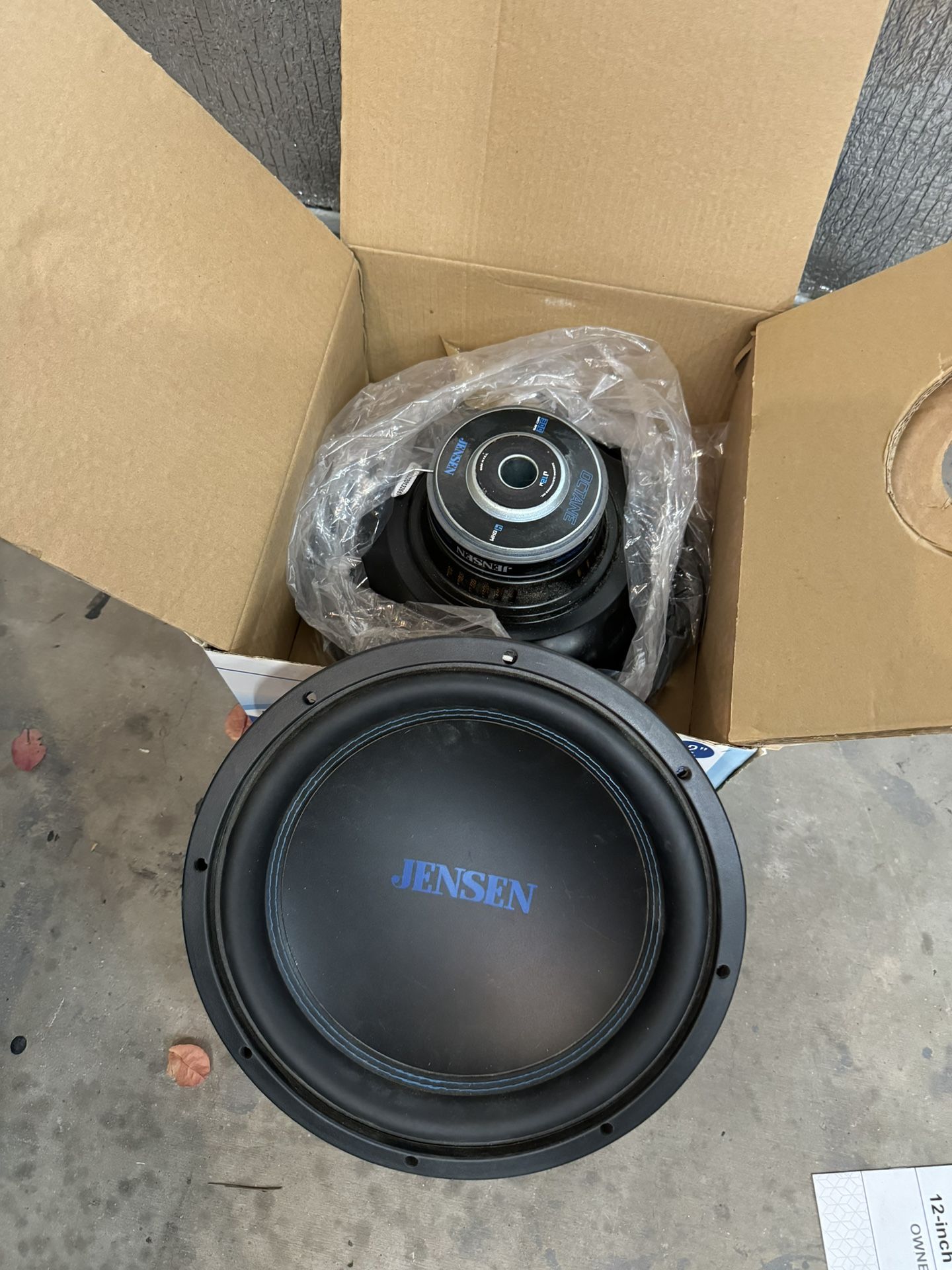 🔊 Jensen 12” Subwoofers – 1200W Peak Each (4 Ohm) – Set of 2