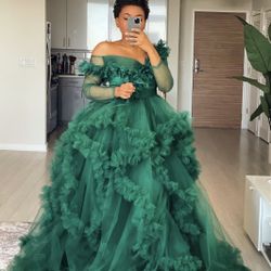 Custom Tulle Robe Off Shoulder In Emerald