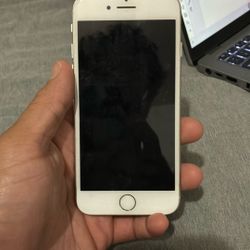 iPhone 8 T-mobile Like New