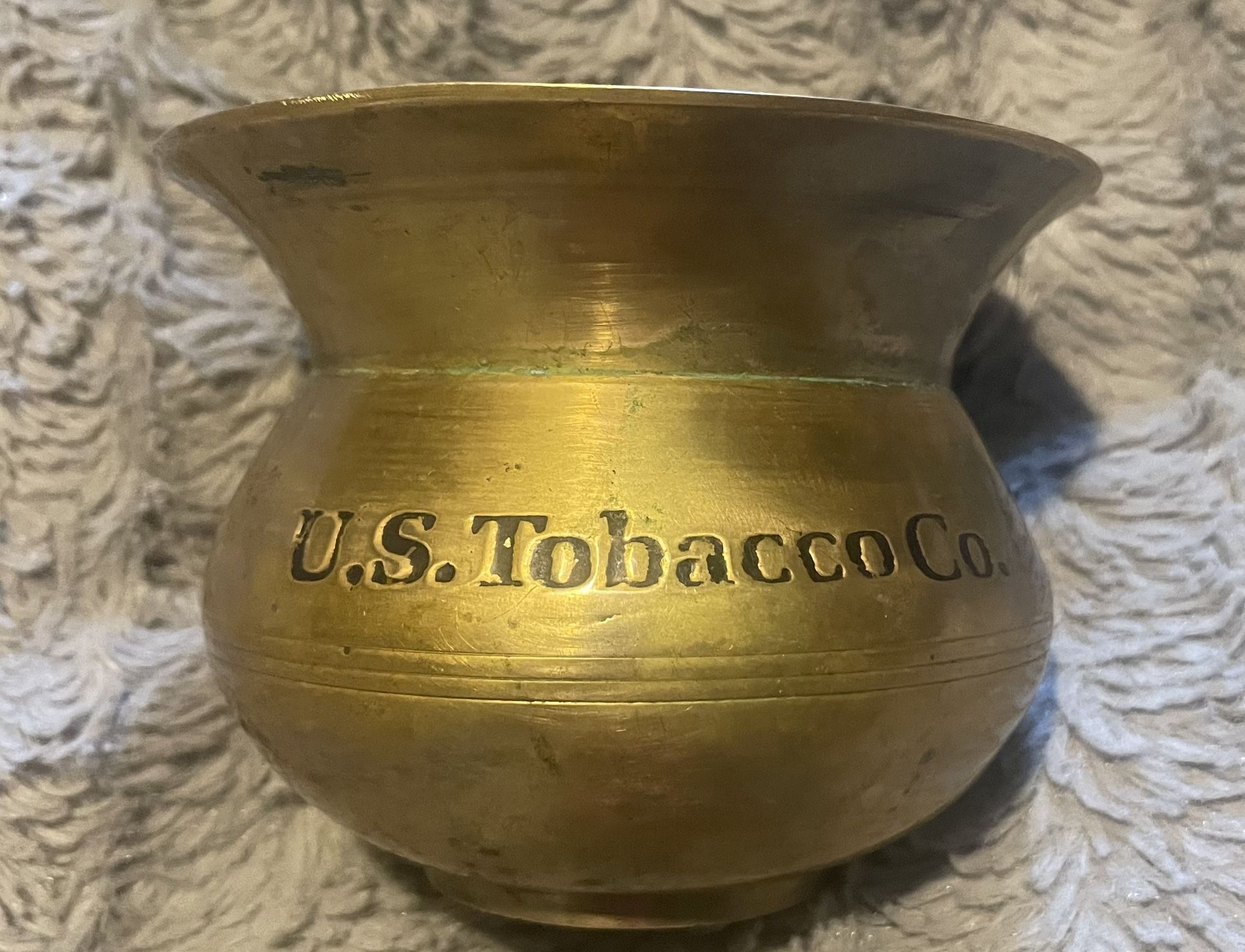 Antique Tobacco Spitting Patoon 