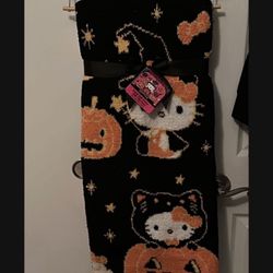 Hello Kitty Halloween Blanket