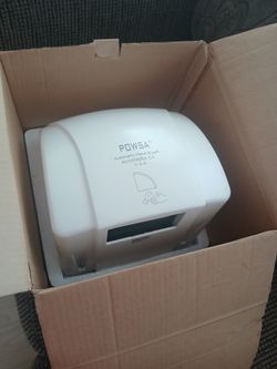 Electric hand dryer