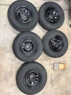 5 Trailer tires and wheels 14” 5 lug 5 x 4.5” lug pattern and lug nuts tire package