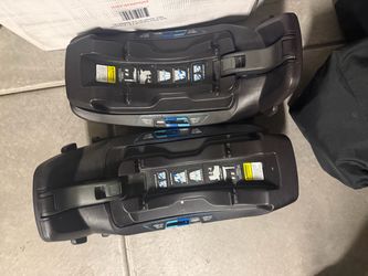 Nuna PIPA rx Car Seat + 2 Bases