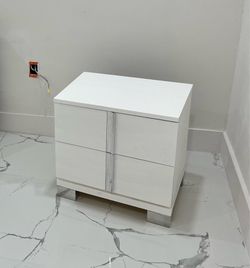 Night stand table