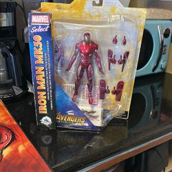 Brand New Marvel Select Avengers Infinity War iron man