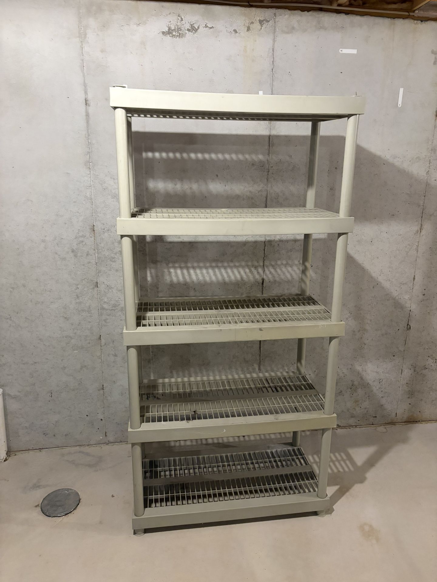 Sturdy Plastic Rack, Adjustable