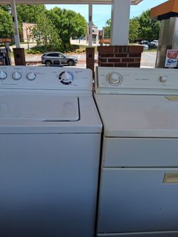 GE Washer And Whirlpool Washer Set - Free delivery