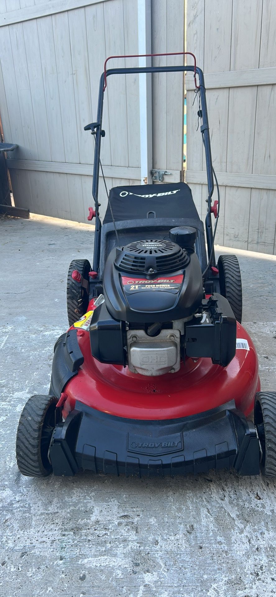 Troy-Bilt With Honda Motor Lawnmower. Very Good Condition Lawn Mower.