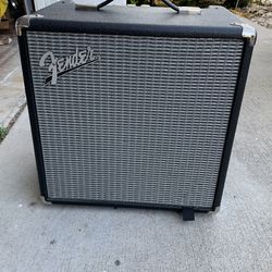 Fender Rumble 25 Bass Amp Mint Condition